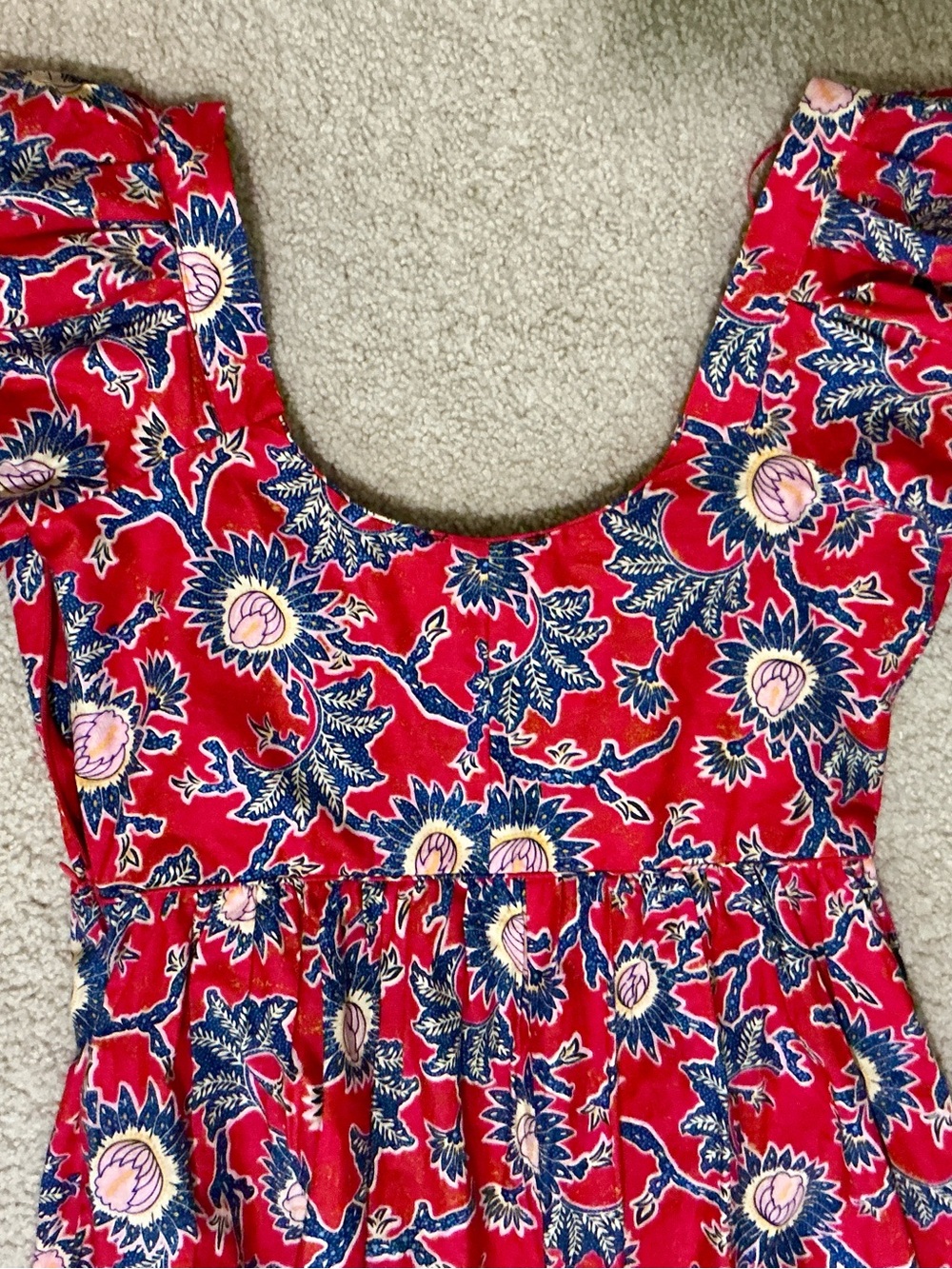 gorgeous House  of Harlow red cotton print dress size M . Perfect for summer.